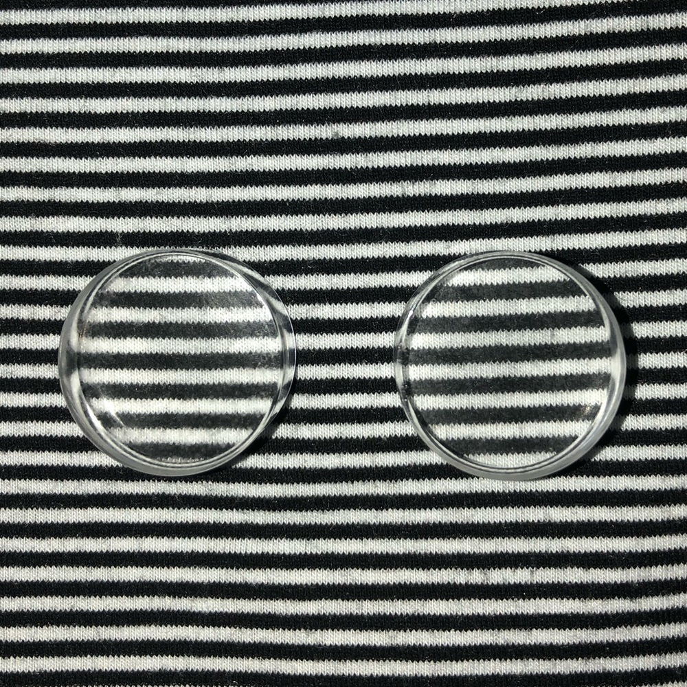Clear plugs